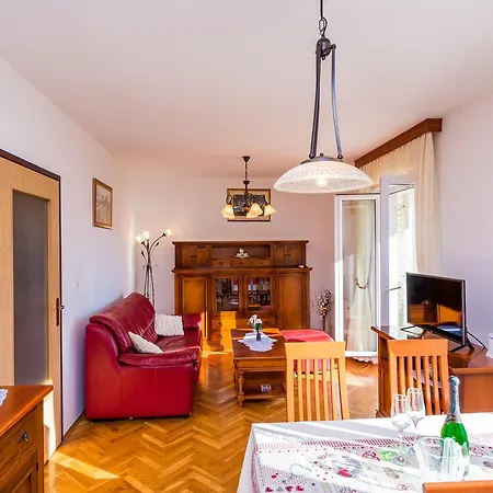Babin Kuk Apartment *